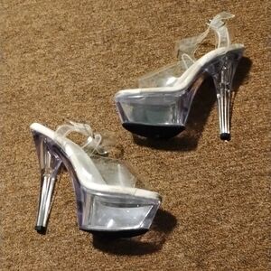 Pleaser Kiss 208 6" Heel, 1 3/4" Platform Ankle Strap Sandal size 8 DAMAGED